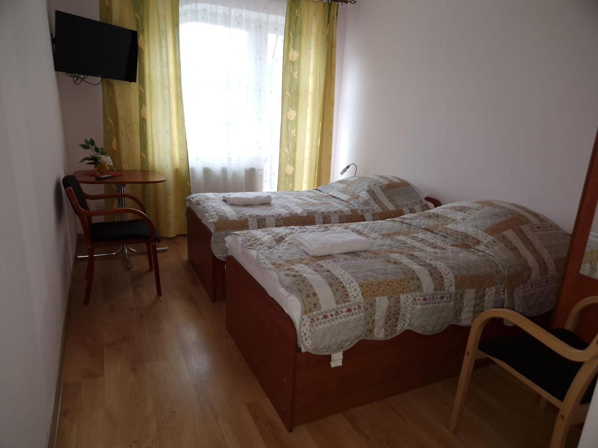 Gosciniec Ustrzycki Otel Ustrzyki Dolne Dış mekan fotoğraf