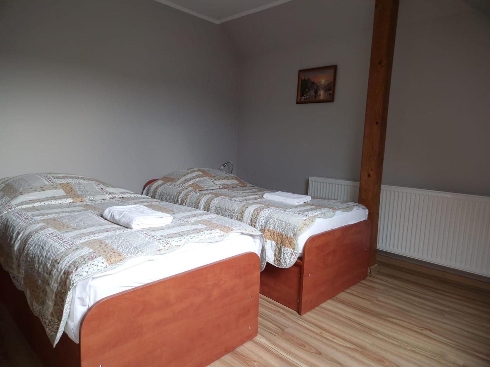Gosciniec Ustrzycki Otel Ustrzyki Dolne Dış mekan fotoğraf